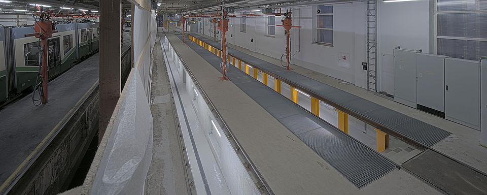 Livebild Baukamera 2 - Webcam 'Gesamtansicht Bestandshalle innen' - Baustelle Adaptierung Remise Eggenberg, 8020 Graz (ca. 5 Minuteninterval)