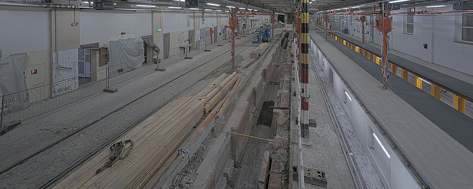 Livebild Baukamera 2 - Webcam 'Gesamtansicht Bestandshalle innen' - Baustelle Adaptierung Remise Eggenberg, 8020 Graz (ca. 5 Minuteninterval)